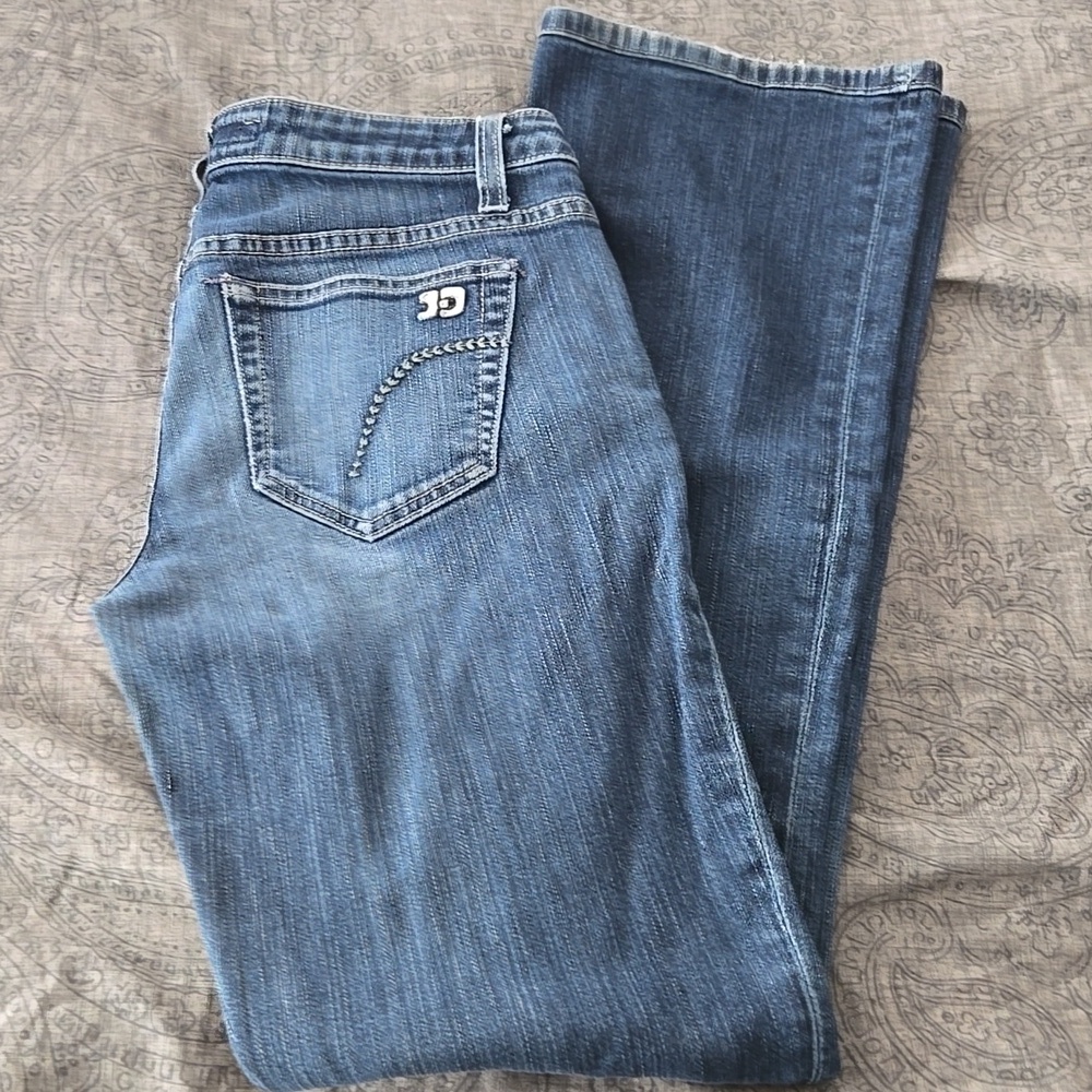 Joe's Jeans Broken in Women's Boot Cut Jeans - Light Blue- Runs Small